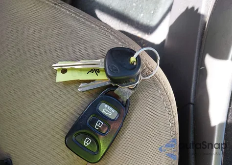 2013 Hyundai Elantra Gls из США, поврежденный, VIN 5NPDH4AE3DH289301